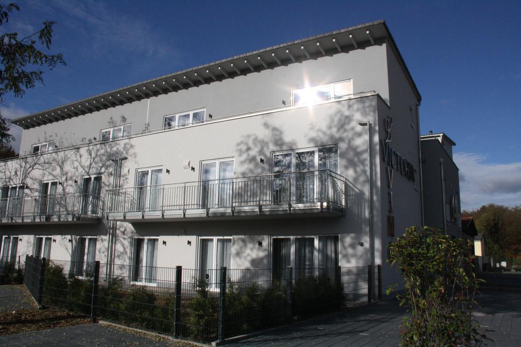 Victoria Living Hotel Jockgrim Exterior foto