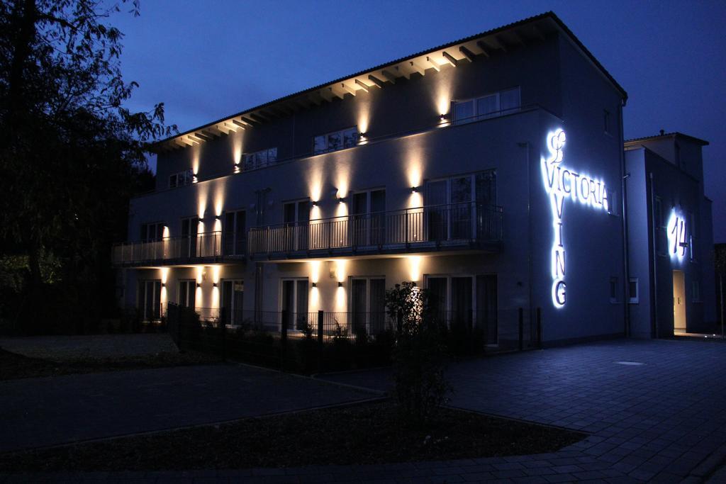 Victoria Living Hotel Jockgrim Exterior foto