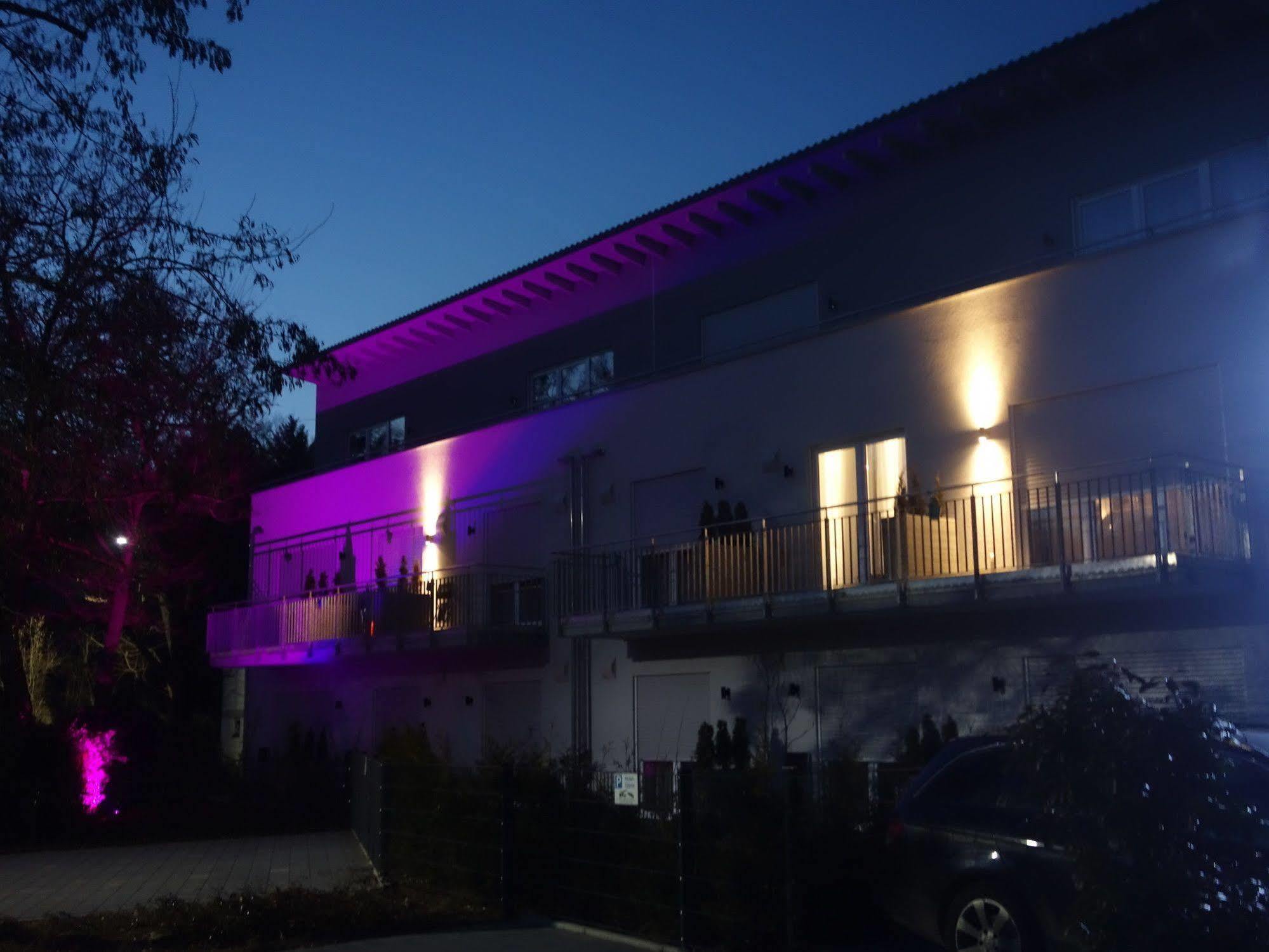 Victoria Living Hotel Jockgrim Exterior foto